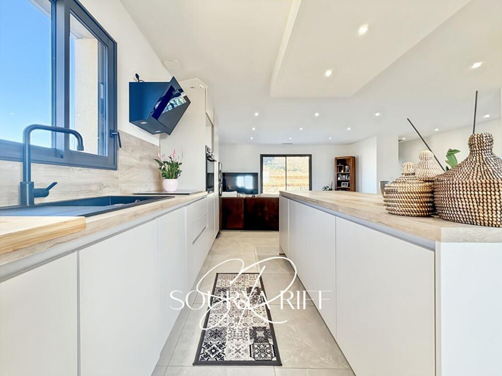 Vente Maison Villa contemporaine avec piscine et sous-sol exceptionnel Barbaira