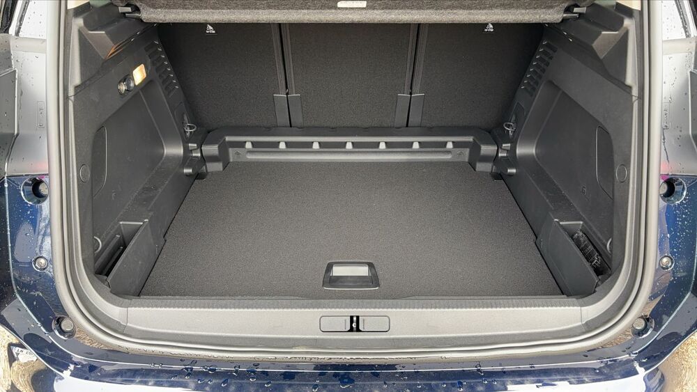C5 aircross 1.5 BLUEHDI 130.0 Shine 2023 occasion 76520 Boos