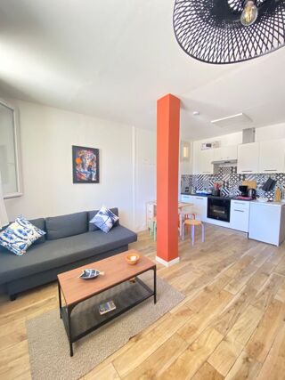  Appartement à louer 2 pièces 37 m²