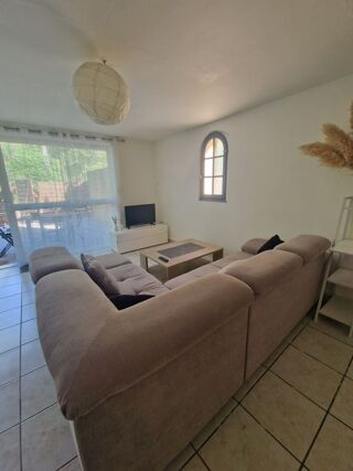  Appartement à louer 2 pièces 55 m²