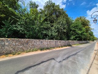  Terrain à vendre 647 m²
