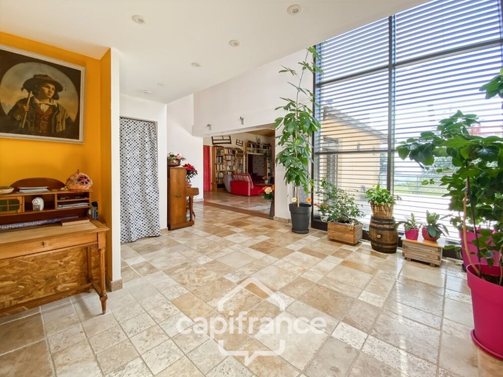 Vente Maison Propriété d'Exception – Domaine Privé en AOP Cornas // L'Art de Vivre, l'Élégance et la Nature en Harmonie Cornas