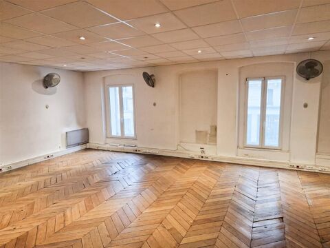 Surfaces de bureaux &agrave; louer rue de Turbigo 5526 75003 Paris