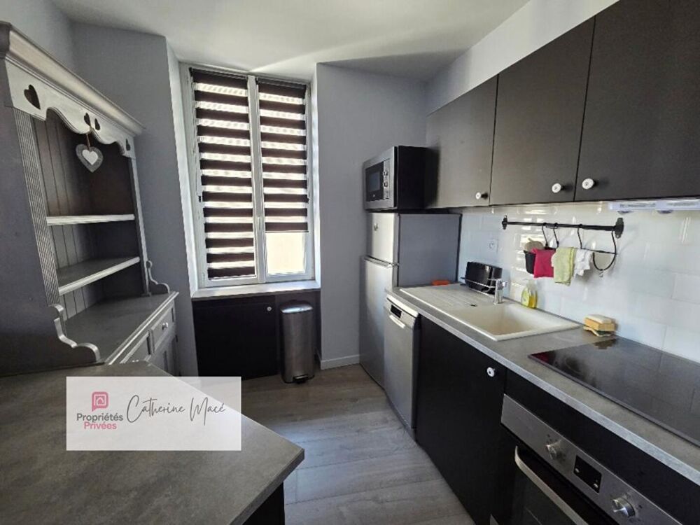 Vente Maison Concarneau centre ville -Maison et local commercial 3 pièces 77 m2 Concarneau