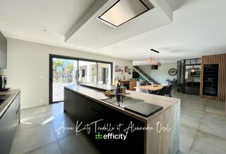 Maison à vendre 7 pièces 177 m²