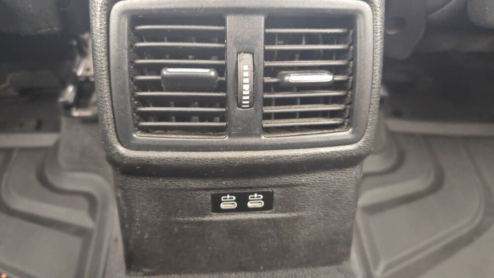 X1 sDrive 18d 150 Steptronic8 Business 2018 occasion 71430 Saint Aubin En Charollais