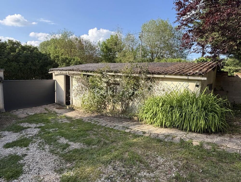 BELLE MAISON BRIARDE ATYPIQUE, 3 chambres, 115m2 à 15mn de COULOMMIERS