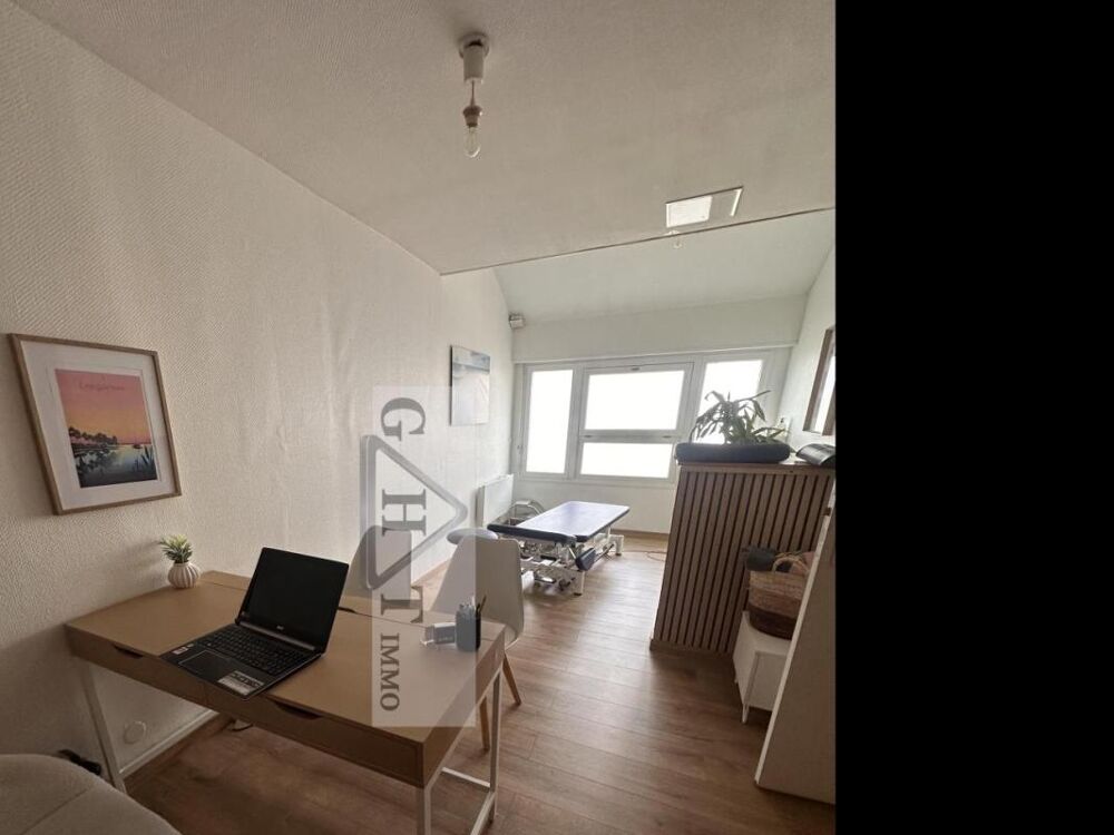   Local professionnel 120 m² 