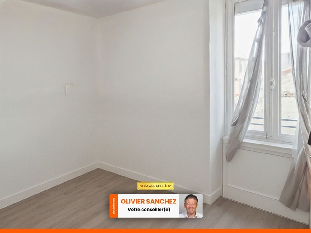 T3  54m²  DPE D  stationnement privatif  Proche centre-ville dIssoire