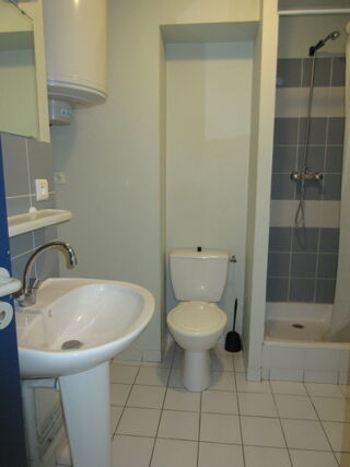  Appartement à louer 1 pièce 27 m²
