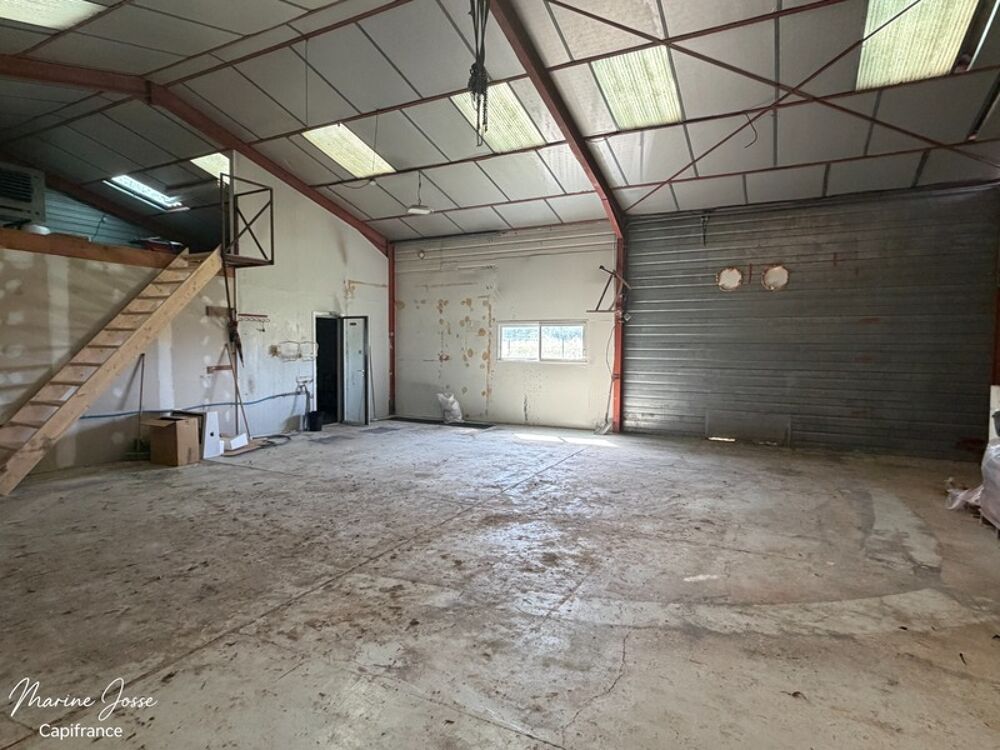   Local d'activité de 173 m² sur terrain constructible de 2 048 m² Ger