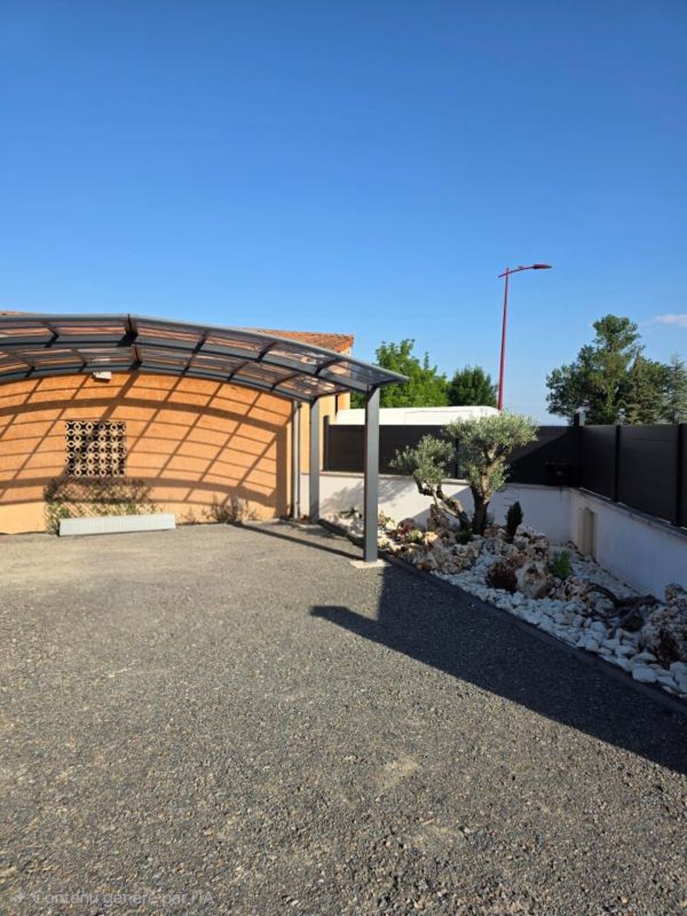 Coup de coeur ! Magnifique villa contemporaine de 136 m² et garage/dépendance de 125 m²  Chambaron-sur-Morge (Pontmort)