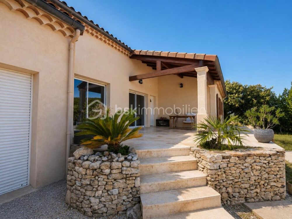 SAINT-MONTAN  Maison de plain-pied de 115 m² avec 4 chambres sur un terrain de 1 127 m²