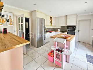  Maison � vendre 6 pi�ces 150 m�