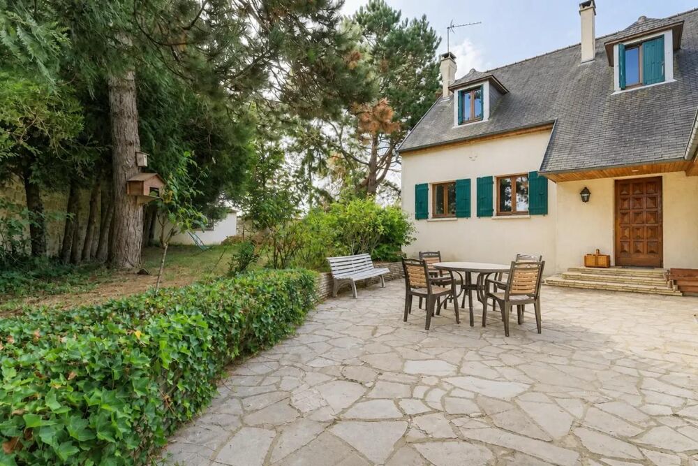 Maison de caractère de 200 m² située à une heure de Paris