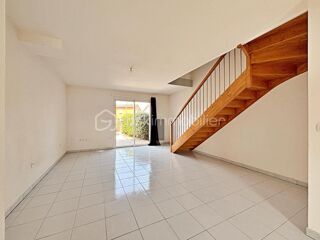  Villa à louer 3 pièces 67 m²