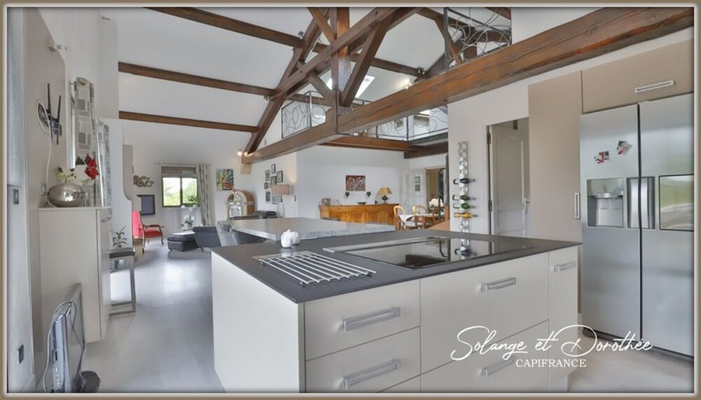 Dpt Hérault (34), à vendre LIGNAN SUR ORB maison P8 de 325 m² - Terrain de 1 300,00 m² garage 250 m² -parking- 5 ch