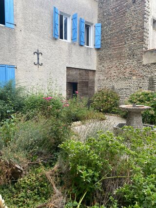  Immeuble à vendre 11 pièces 208 m²