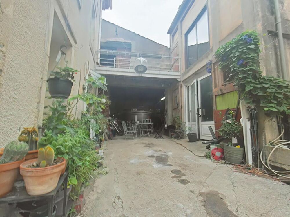 Maison Raissac D Aude 9 pièce(s) 220 m2 avec garage et cour