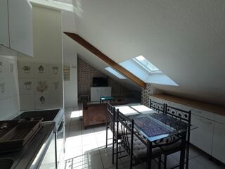  Appartement à louer 3 pièces 50 m²