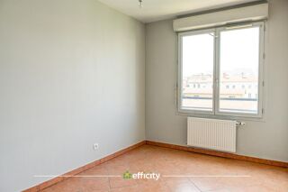  Appartement  vendre 4 pices 86 m