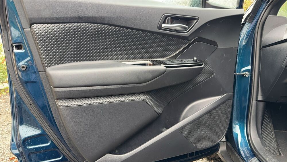 C-HR 1.8 VVT-i 122 Hybride CVT Design - Premi&egrave;re main Entretien c 2023 occasion 72000 Le Mans