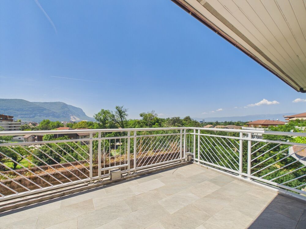 à vendre  Appartement Ambilly (74100)