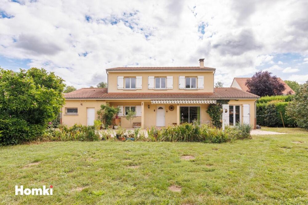 Maison/Villa T7 de 145 m² à Coudes 63114