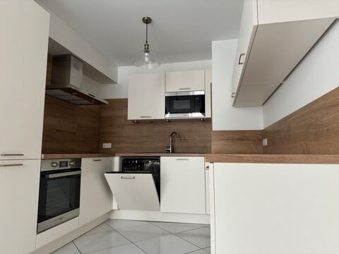  Appartement � louer 3 pi�ces 109 m�