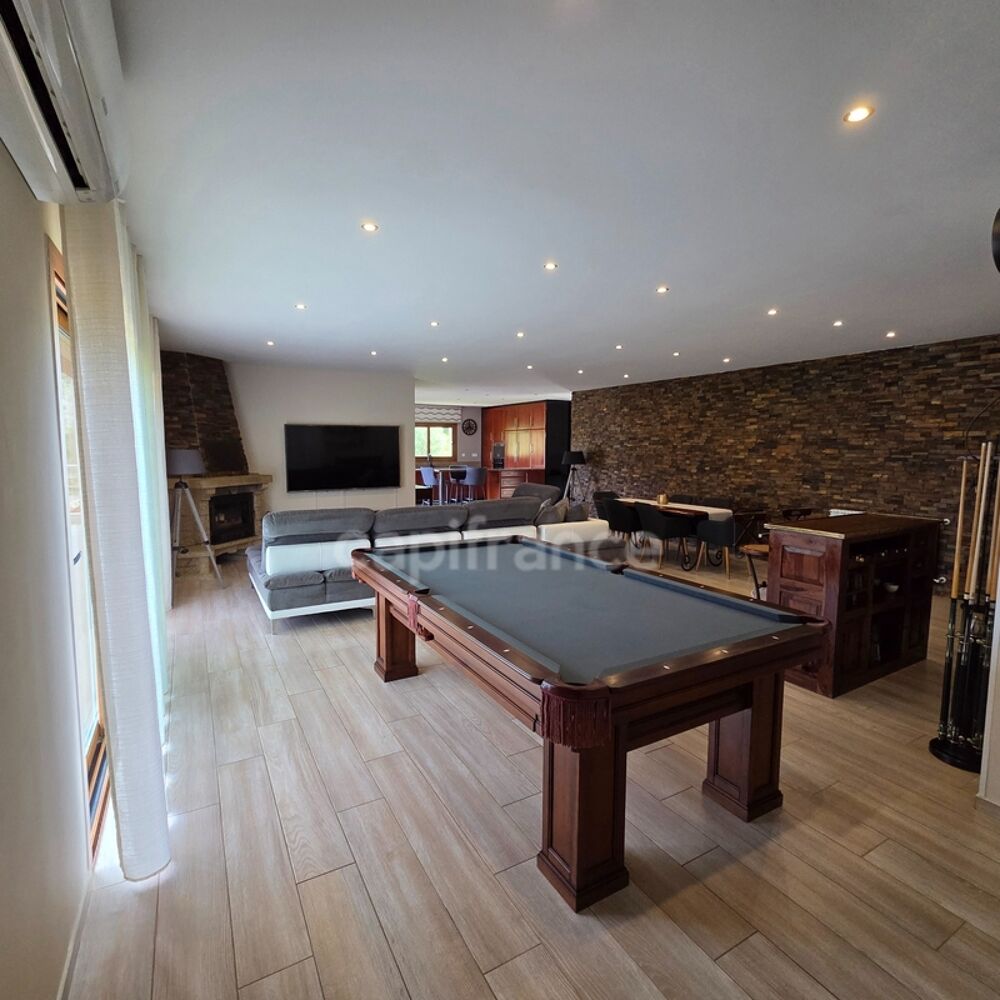 � vendre  Villa Bastelicaccia (20129)