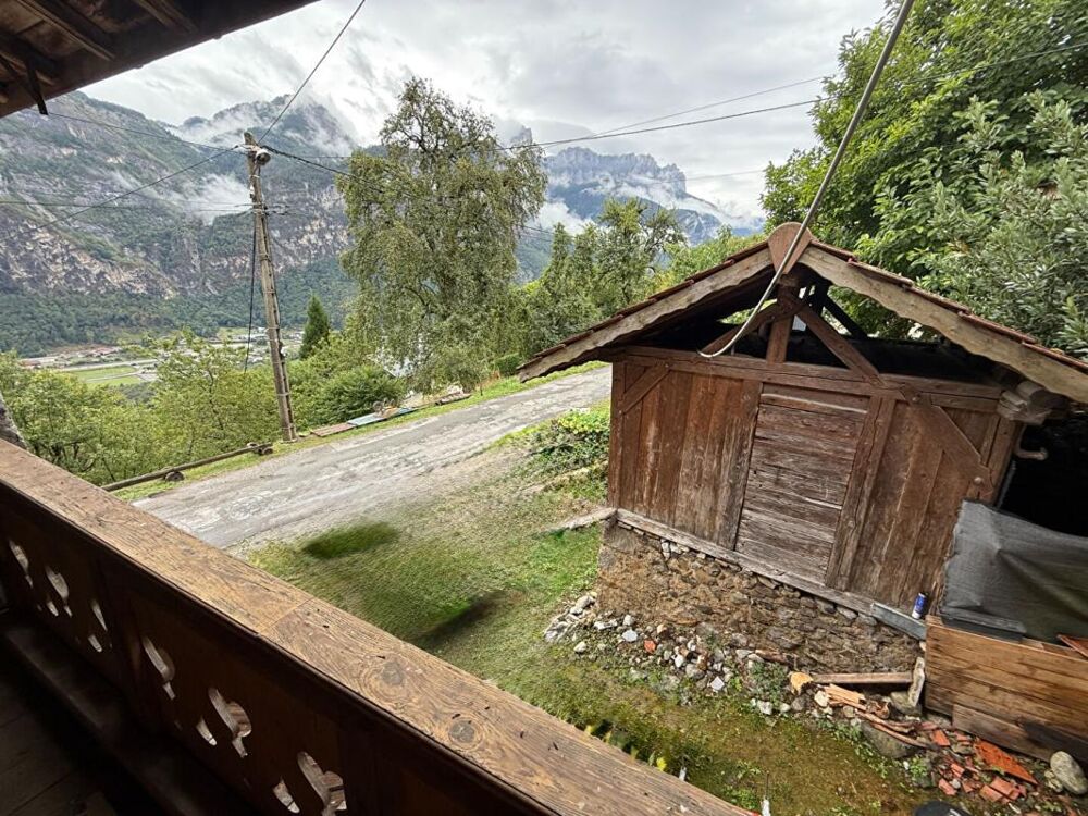Vente Maison Ferme savoyarde coteau de MAGLAND 5 pièces , 220 000 euros Magland
