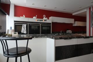  Maison  vendre 9 pices 240 m