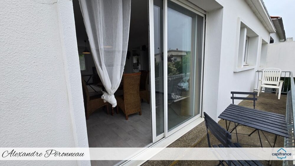 Appartement Duplex T3 avec terrasse, grand jardin privatif 100 m² et garage  petite copropriété sans charges