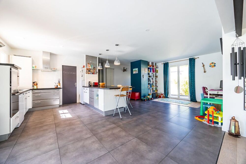 Vente Maison Maison Cestas 7 pièce(s) 180 m2 Cestas