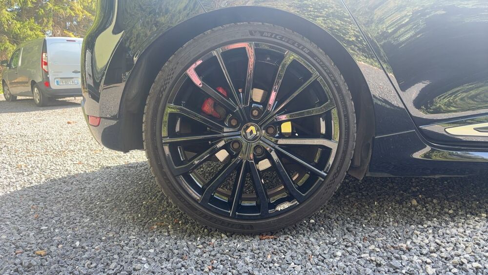 Clio RS 1.6 Turbo 220 EDC6 Trophy - Automatique 2018 occasion 08320 Aubrives