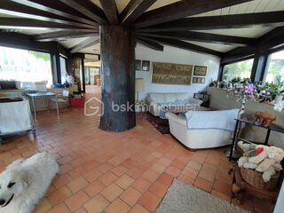  Propri�t�/ch�teau � vendre 15 + pi�ces 402 m�