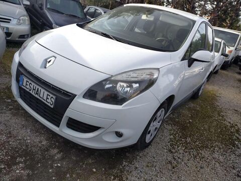 Renault Sc&eacute;nic III 1,5 DCI 95 FAP Eco2 5Ptes Authentique 2011 occasion &Eacute;guilles 13510