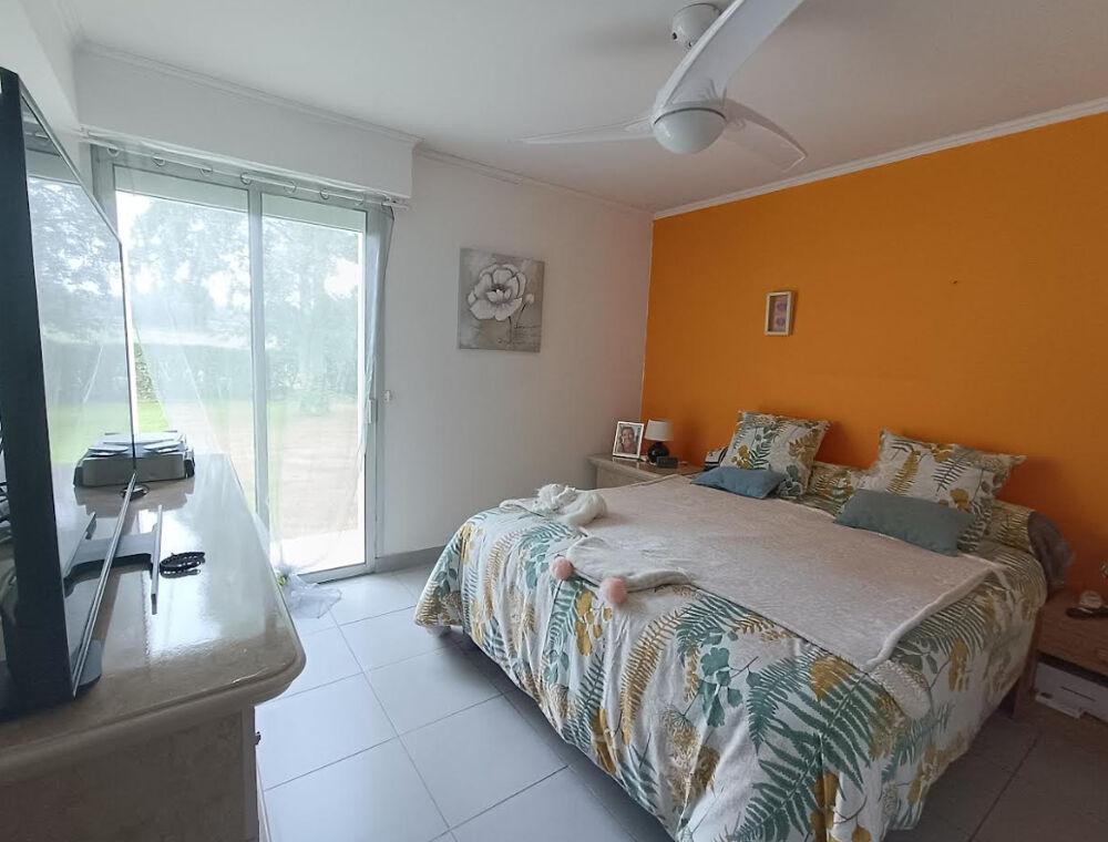 Vente Maison 29540 Spézet maison 5 chambres beaux volumes terrain arboré de 6000 m² étangs garages Spezet