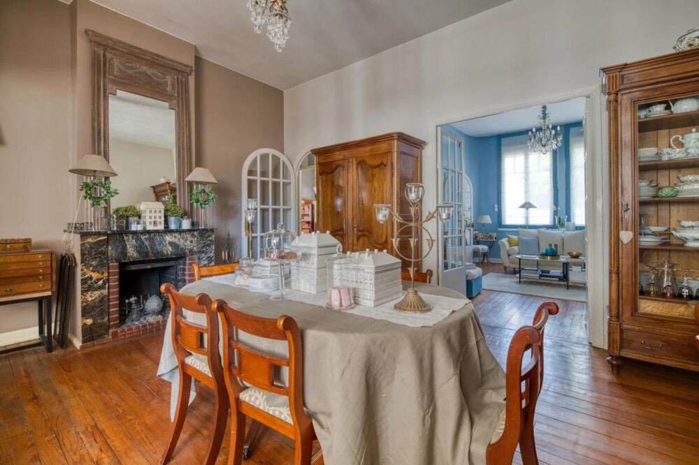 Vente Maison Maison de 8 pièces de 193 m² située à Toulouse Toulouse