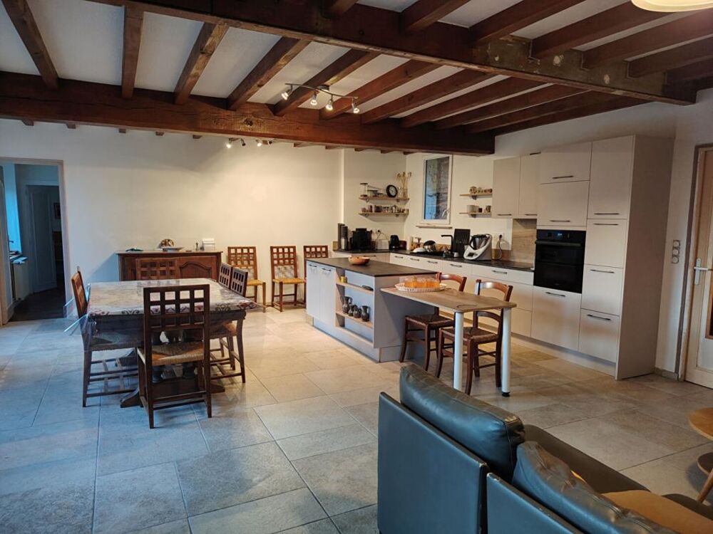 Vente Maison SUD MANCHE, limite MAYENNE, PROPRIETE AGRICOLE de 18 hectares Savigny le vieux