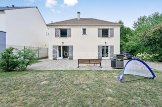 Maison  vendre 7 pices 146 m
