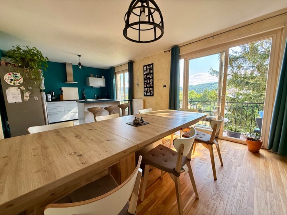 Maison 6 pièces 136 m² · à Unieux · 136 m² · 239 000 €