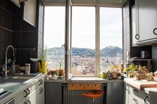  Immeuble à vendre 12 pièces 318 m²
