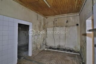  Immeuble à vendre 10 pièces 316 m²