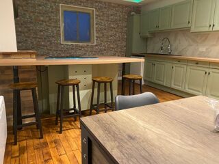  Appartement � louer 6 pi�ces 130 m�