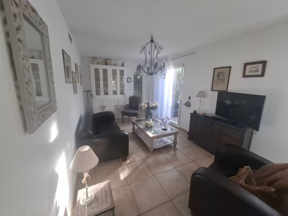 Vente Maison Maison à vendre 5 pièces  (84) Cheval blanc