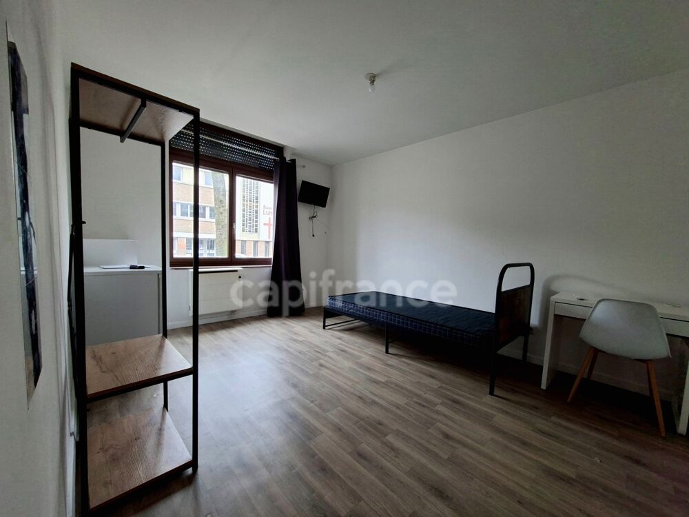 Location Appartement Chambre 19 m² avec salle d'eau et WC privatifs – Colocation meublée – 460 € CC – Roubaix Roubaix