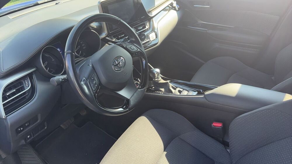 C-HR 1.8 VVT-i 122 Hybride 2WD CVT Design - Automatique 2019 occasion 27930 Dardez