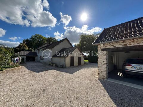   MAISON 250M2 Maison - 10 pi�ce(s) - 250 m�