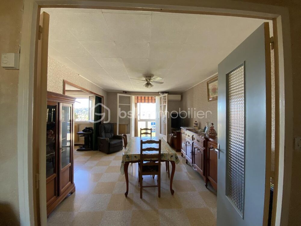 EXCLUSIVITE !!! *** APPARTEMENT TRAVERSANT AVEC CAVE DERNIER ETAGE TOULON ***